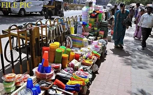 हल्द्वानी: सौ रुपये में किराए पर उठा दी सरकारी सड़क, फुटपाथ भी कब्जाया