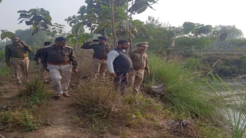 बाराबंकी में सेवानिवृत्त बैंक अफसर के फार्म हाउस में दिखा तेंदुआ, ग्रामीणों को दी गई ये सलाह - Video