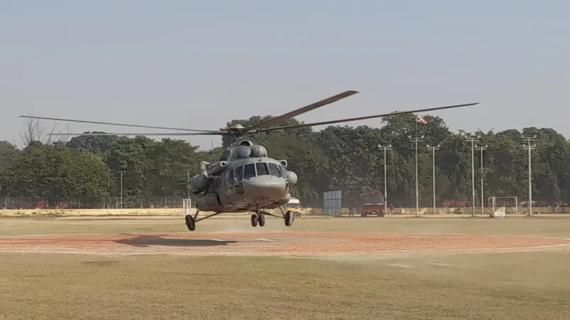 PM Modi varanasi visit : सेना के हेलीकाप्टर ने किया दौरा, चप्पे-चप्पे पर कैमरे से होगी निगरानी   