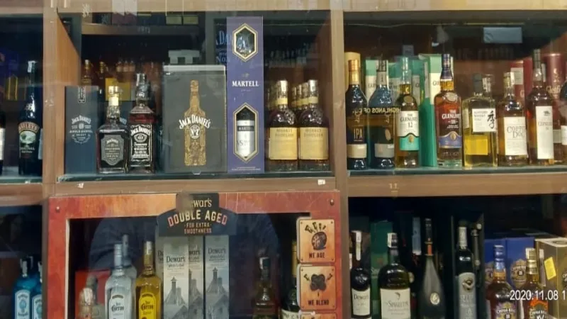 UP में बदला गया शराब की दुकानों के बंद होने का समय