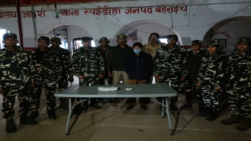 बहराइच : एक किलो चरस के साथ नेपाली नागरिक गिरफ्तार