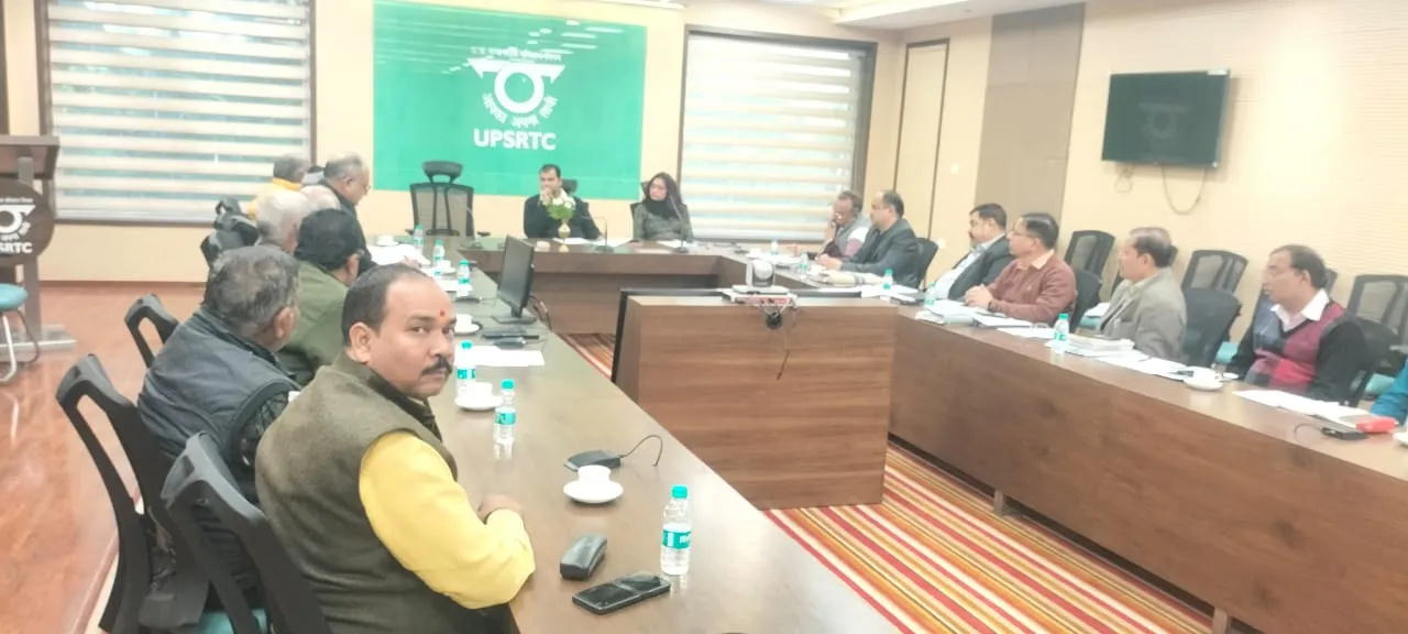 बरेली: प्रबंध निदेशक के आश्वासन पर एक माह के लिए स्थगित