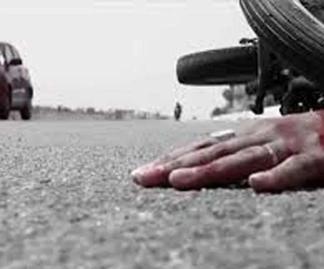 कासगंज : गोरहा बाइपास पर सांड से टकराकर बाइक सवार की मौत
