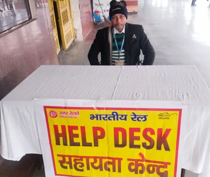 बरेली: एंटी फॉग डिवाइस लैस, फिर भी ट्रेनों की रफ्तार पर ब्रेक