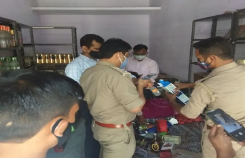 मुंबई पुलिस ने नव वर्ष से पहले छापेमारी की, वांछित आरोपियों को हिरासत में लिया 