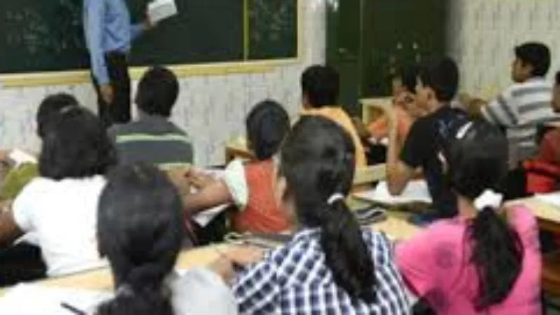 UP news : नोएडा में बिना रजिस्ट्रेशन चल रहे 32 कोचिंग सेंटर किये गए बंद 