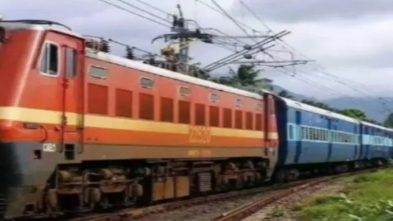 Rail information :  नॉन-इंटरलॉकिंग काम के चलते सद्भावना सहित कई ट्रेनें निरस्त, इन ट्रेनों का बदला रूट 