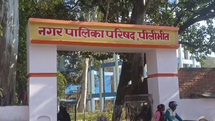 पीलीभीत: फुंकी दो पंपों की मोटर, पानी को तरसे छह  हजार शहरवासी, प्रशासनिक अफसरों ने फाइल लौटाई 