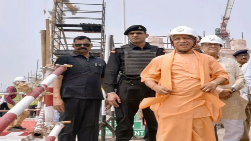 Video - अयोध्या में राम मंदिर निर्माण का निरीक्षण कर रहे हैं मुख्यमंत्री योगी आदित्यनाथ