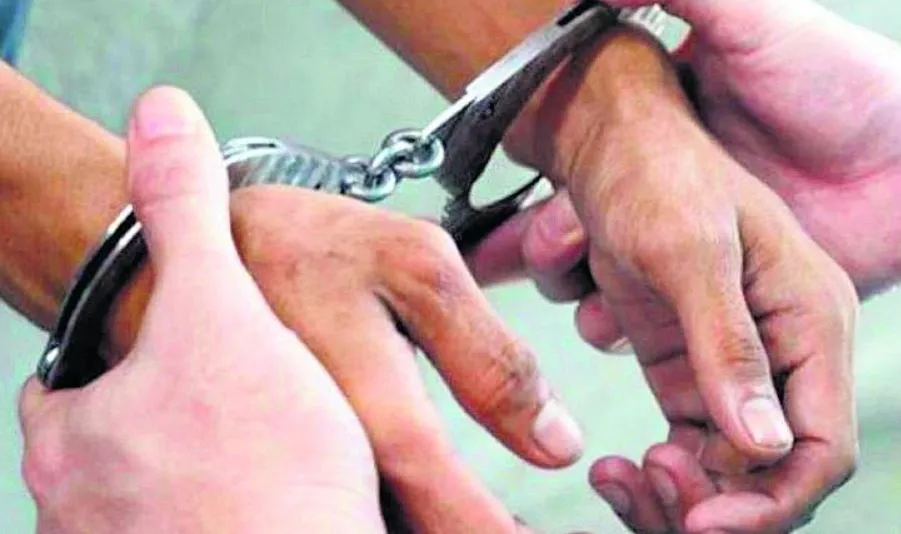 बरेली: मस्जिद में बज रहा तेज आवाज में लाउडस्पीकर, मुअज्जिन गिरफ्तार