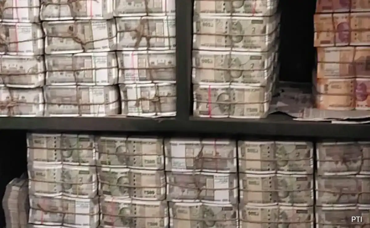 ओडिशा: शराब बनाने वाले समूह पर आयकर विभाग का छापा, कार्रवाई तेज 