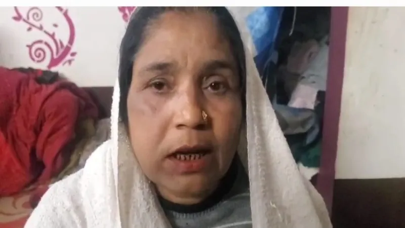 बहराइच में आधी रात हुआ बड़ा बवाल, जनातियों और बारातियों में जमकर मारपीट - Video  