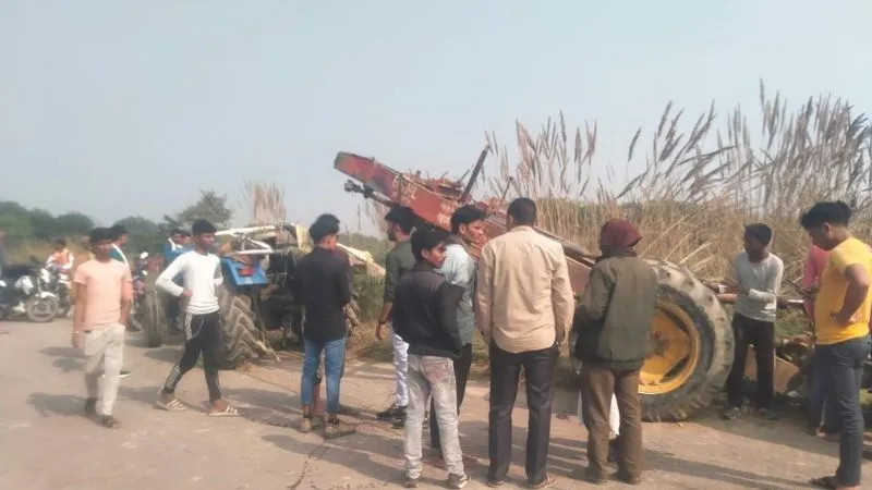 Fatehpur Accident: सड़क हादसों में मां-बेटे समेत चार लोगों की मौत, परिजनों में मची चीख-पुकार, जांच में जुटी पुलिस