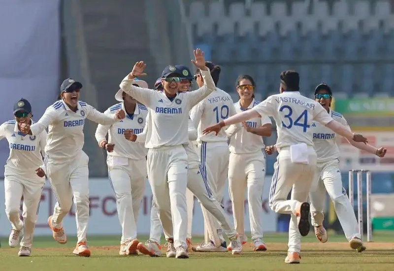 INDW vs AUSW : भारतीय महिला टीम ने रचा इतिहास, पहली बार ऑस्ट्रेलिया को टेस्ट मैच में हराया