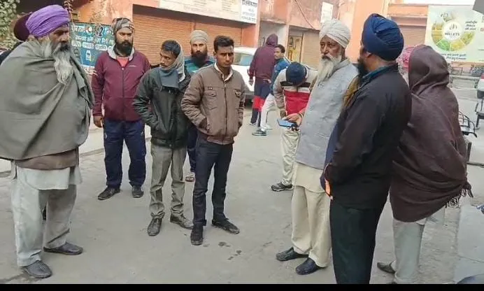 पीलीभीत : हाईवे पर हादसा, शाहजहांपुर की महिला की मौत, बेटा घायल, अमृतसर जा रहा था परिवार..मचा कोहराम