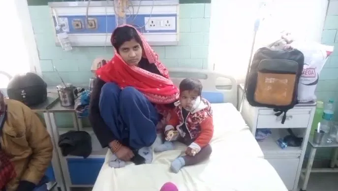 बरेली: कुत्तों का आतंक बरकरार...अब 2 साल के मासूम पर किया हमला, अस्पताल में भर्ती