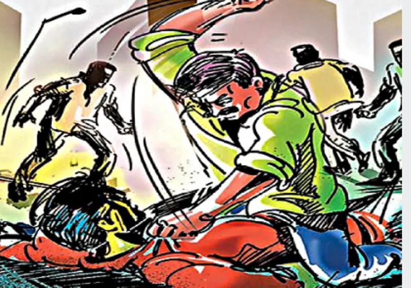 रुद्रपुर: दबंगों ने घर पर बोला धावा, पथराव कर किया तहस नहस