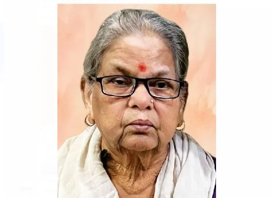 शाहजहांपुरः पूर्व केन्द्रीय मंत्री की पत्नी पंचतत्व में विलीन, शव यात्रा में उमड़ा जनसैलाब