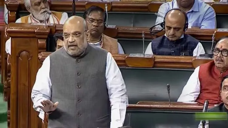 अमित शाह ने लोकसभा में कांग्रेस और तृणमूल कांग्रेस पर साधा निशाना 