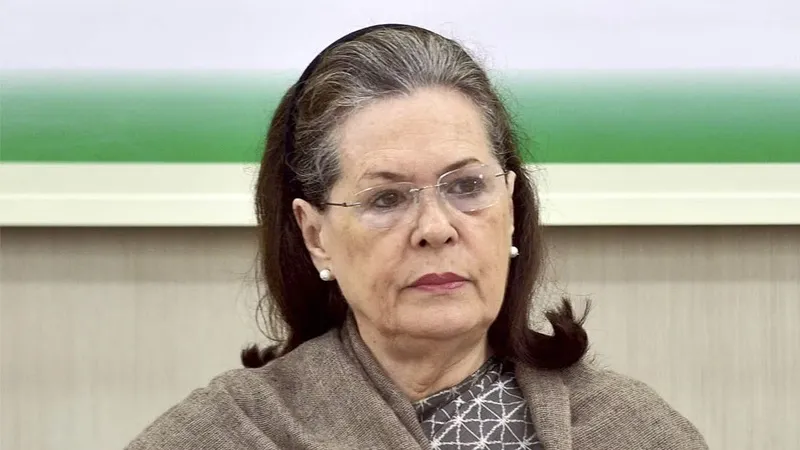 Sonia Gandhi Birthday: झांसी में कांग्रेसियों ने मनाया सोनिया गांधी का जन्मदिन