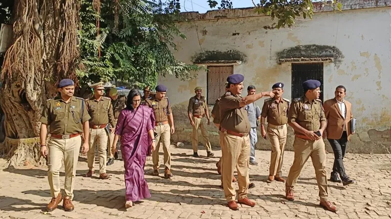 बहराइच: महानिरीक्षक कारागार ने बहराइच जेल का किया निरीक्षण, खामियों को दुरुस्त करने के दिए निर्देश