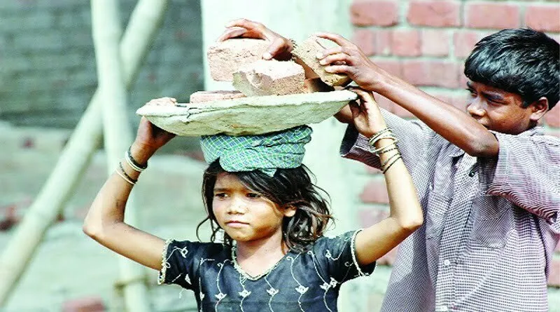 संसदीय समिति ने कहा- बाल श्रम उन्मूलन दूर की कौड़ी, पहले देश में बच्चे की तय हो एक समान परिभाषा 