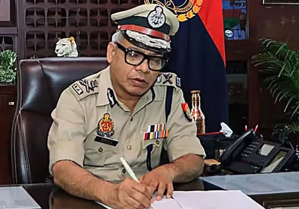 यूपी में 16 अपराधियों को फांसी, माफिया की अरबों की संपत्ति जब्त, डीजीपी ने उपलब्धियां बताते हुए कहा अलविदा 2023