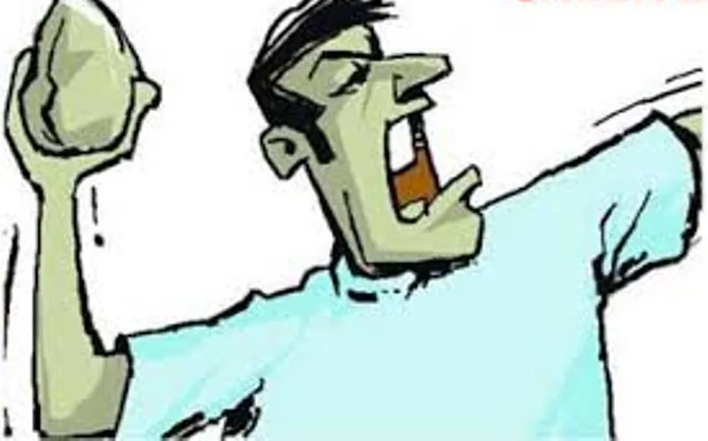 देहरादून: मंदिर के बाहर लघुशंका, पत्थर से कांच तोड़ा, तनाव