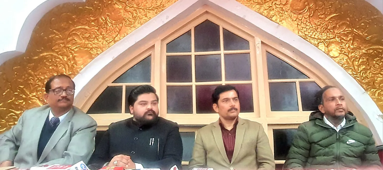 रिटायर होने के बाद भी लामार्टिनियर के प्रिंसिपल ले रहे निर्णय, शिक्षकों ने जताई आपत्ति, कहा कॉलेज में कुछ ठीक नहीं