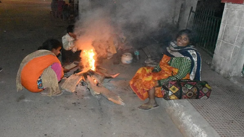 रामपुर में ठंड का 'थर्ड डिग्री' टॉर्चर शुरू...पांच डिग्री पहुंचा तापमान