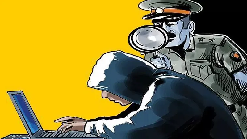 रामपुर: कमिश्नर के नाम से फर्जी आईडी बनाकर युवक से मांगे दो लाख