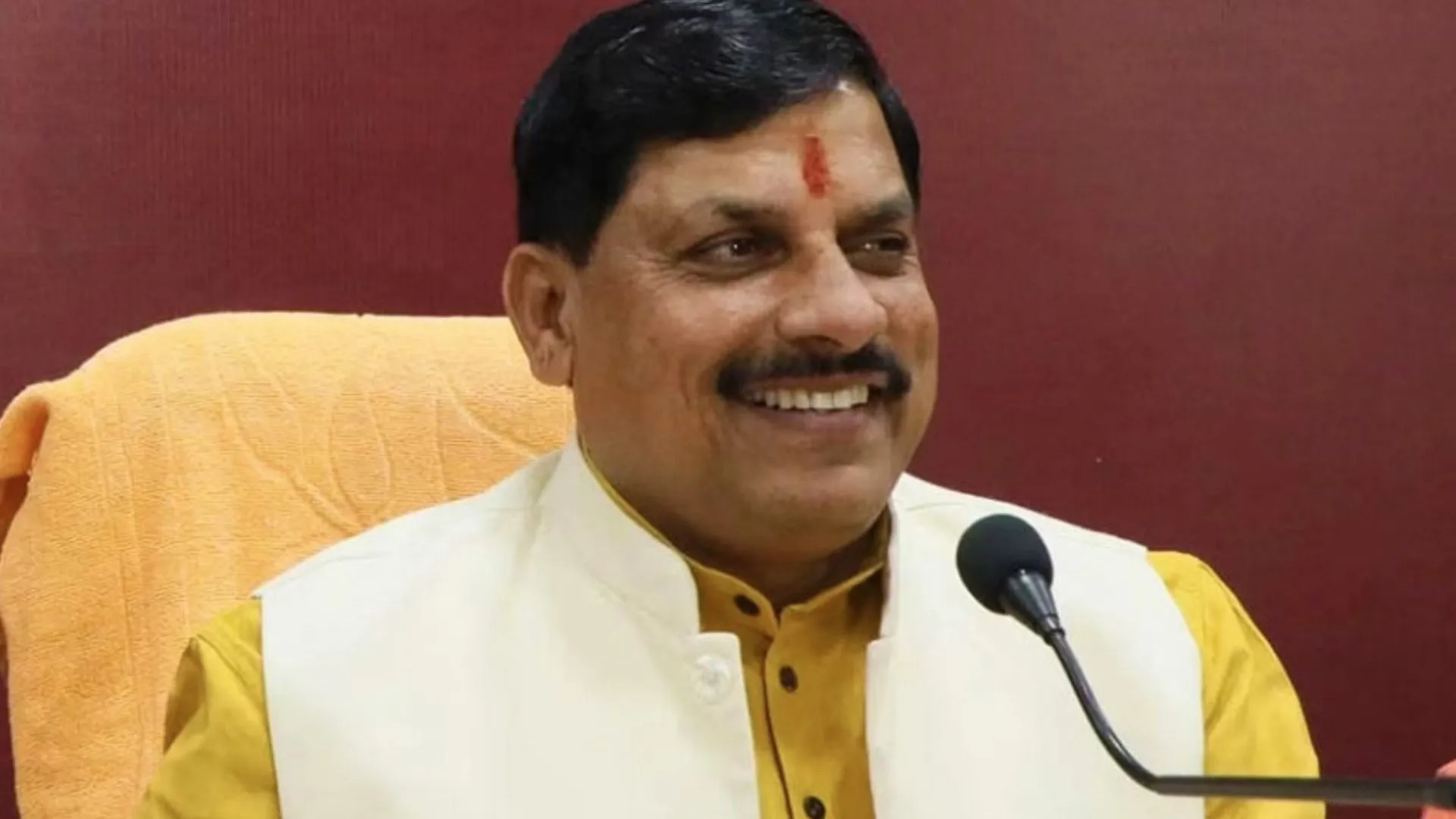 मुख्यमंत्री मोहन यादव का शपथ ग्रहण करते ही पहला आदेश, धार्मिक स्थलों पर लाउडस्पीकर प्रतिबंधित