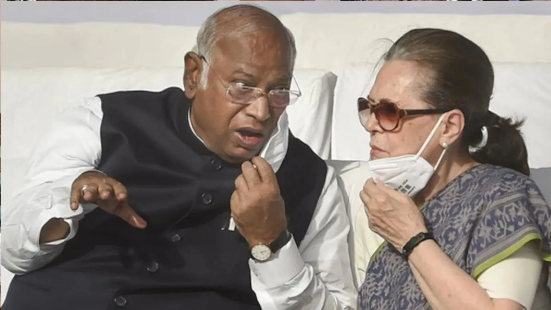 सोनिया गांधी और खड़गे राम मंदिर उद्घाटन में शामिल होंगे या नहीं? कांग्रेस ने दिया अपडेट