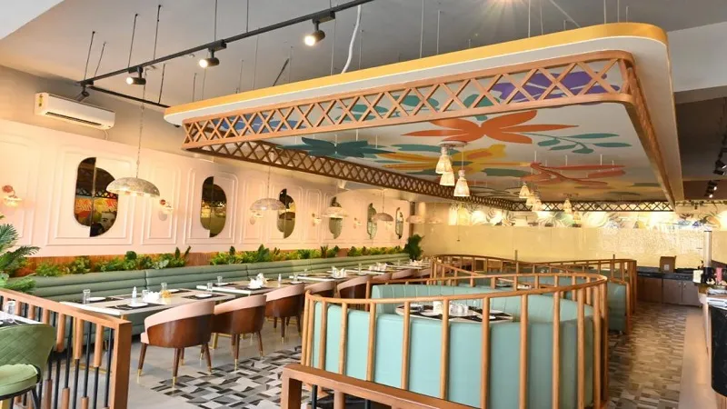 संभल: नए साल के जश्न को लेकर होटल रेस्टोरेंट में खास तैयारियां, डीजे पार्टी के इंतजाम