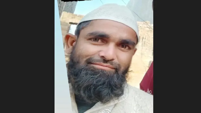 मुरादाबाद : चारा डालते वक्त बैल ने किसान पर किया हमला, सींग के वार से पेट फटने से मौत 