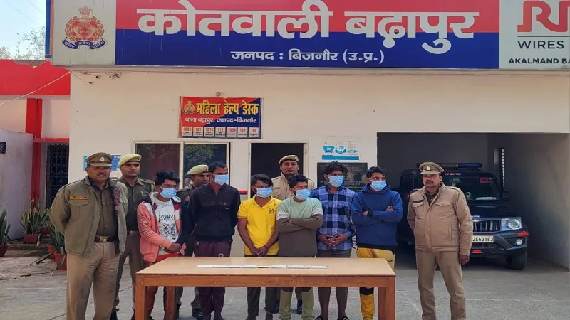 बिजनौर: कोल्हू संचालक को ठगने वाले छह आरोपी गिरफ्तार