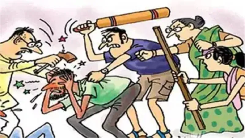 रामपुर: प्रधानाध्यापक ने की कक्षा चार की छात्रा से छेड़खानी...परिजनों ने जमकर की धुनाई