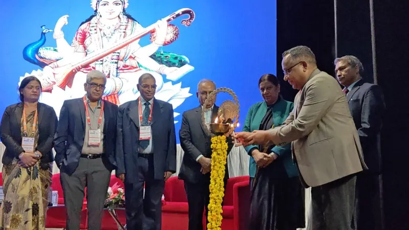 लखनऊ : साइटिका के दर्द में दूरबीन विधि है कारगर, बुजुर्ग मरीजों का इलाज हुआ आसान
