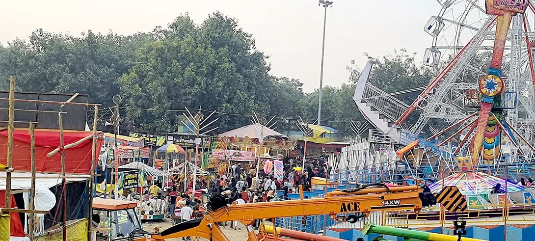 शुरू हो चुका है लखनऊ का सबसे मशहूर मेला, हर साल लोगों को रहता है बेसब्री से इंतजार, पांच रुपये में मिलता है हर सामान