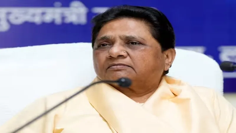 मध्य प्रदेश सरकार पर मायावती का हमला, कहा- इस विवादित फैसले पर पुनर्विचार जरूरी