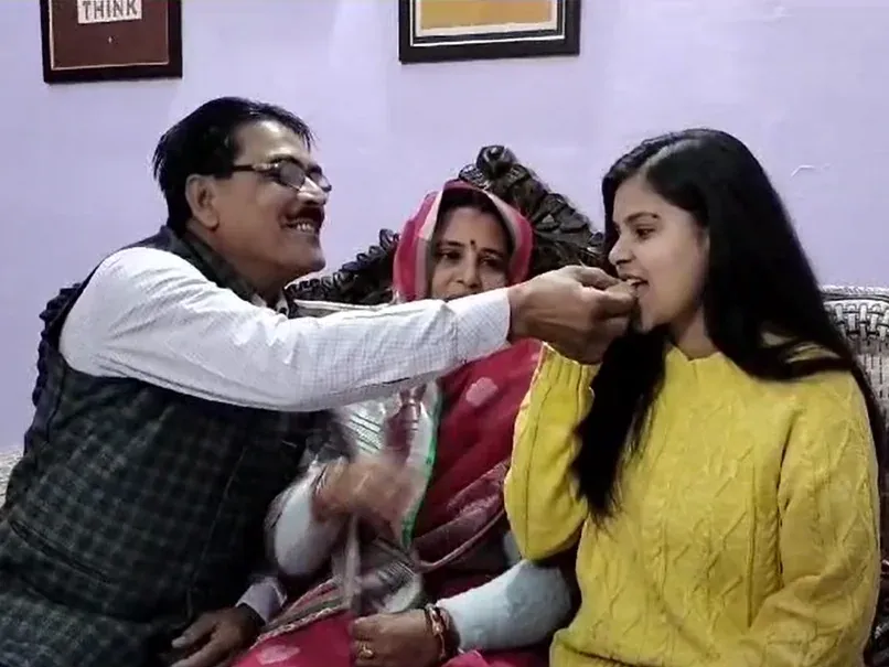 MP राज्य सेवा परीक्षा 2019: टीना डाबी से प्रेरित 26 वर्षीय प्रिया पाठक को में शीर्ष स्थान