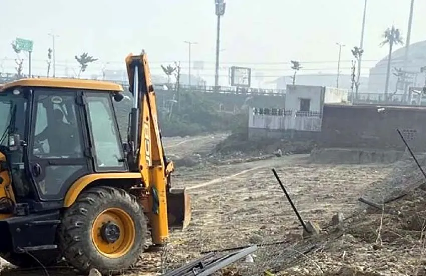 लखनऊ में नौसेना संग्राहलय की जमीन पर आईपीएस का कब्जा, एलडीए ने खाली कराया, कीमत 220 करोड़