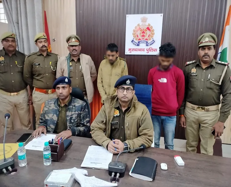 मुरादाबाद : फेविक्विक के प्रयोग से एटीएम पर ग्राहक के खाते को साफ करने वाले दो शातिर अभियुक्त गिरफ्तार, यूट्यूब पर सीखी कला