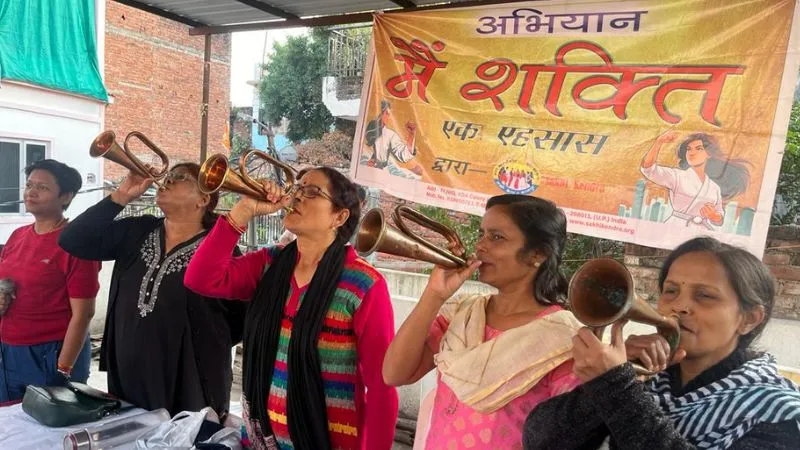 सखी केंद्र ने शुरू किया सेल्फ डिफेंस ट्रेनिंग प्रोग्राम, कानपुर की 50 बस्तियों व तीन कॉलेज की लड़कियों को लक्ष्य