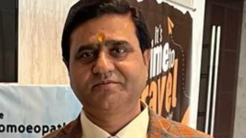 Unnao के डॉक्टर ने राष्ट्रीय कार्यकारिणी में शामिल होकर जिले का बढ़ाया मान, होमियोपैथिक मेडिकल एसोसिएशन आफ इंडिया के बनाए गए सदस्य   