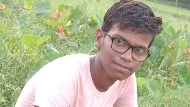 Auraiya Crime: ऑनलाइन गेम में हारा रुपये... घरवालों के डर से घर से हुआ फरार, ट्रेन से कटकर दे दी जान