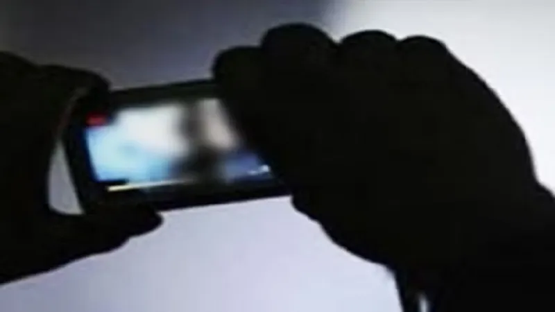 मुरादाबाद : युवती की शादी से पहले कुवैत से वायरल की अश्लील तस्वीरें, चार पर एफआईआर