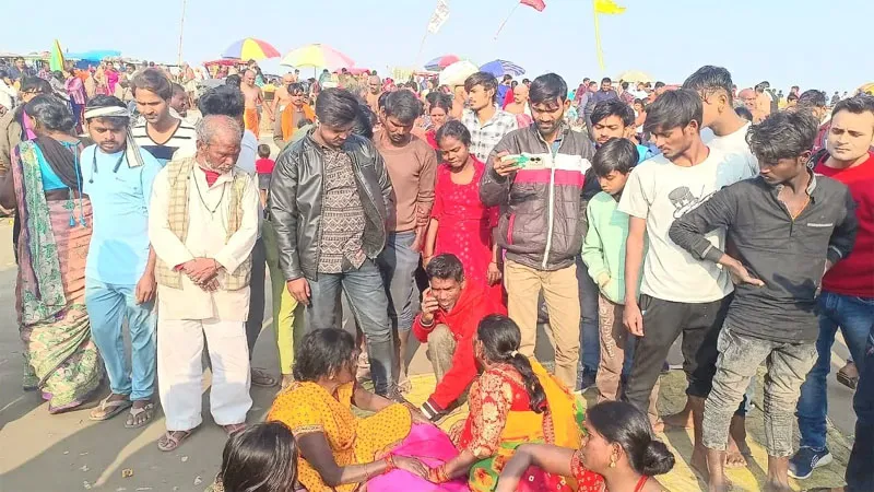 प्रयागराज: बलिया से परिवार संग संगम में स्नान करने आईं तीन लड़कियां नदी में डूबीं, एक को बचाया गया, दो की मौत