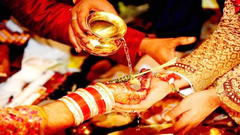 अयोध्या: 16 से अपनी राशि बदलेगा सूर्य, थम जाएंगे मांगलिक कार्य, जानिये अब कब से शुरू होंगे शुभ कार्य? 