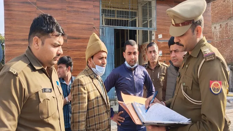 अमरोहा: प्रसव के 20 दिन बाद महिला की मौत, परिजनों ने किया हंगामा